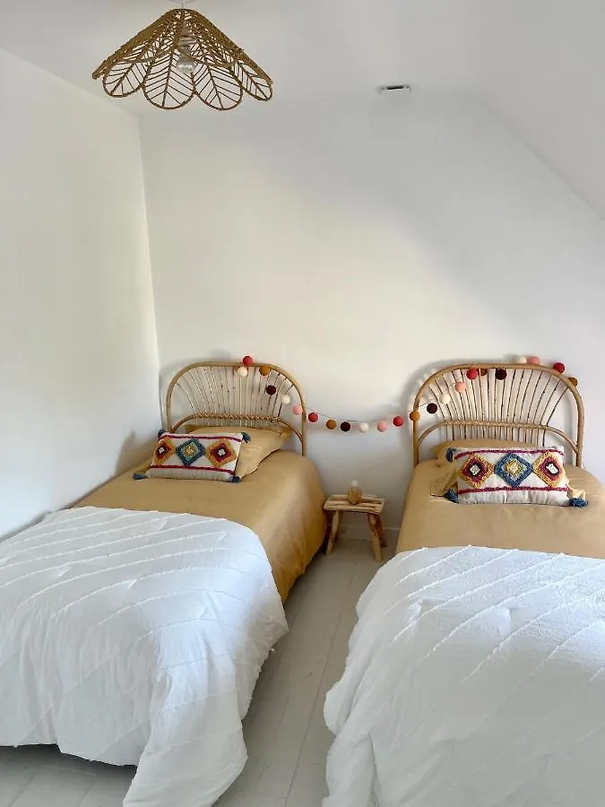 Maison Chaleureuse Avec Jacuzzi Plouezec Holiday home